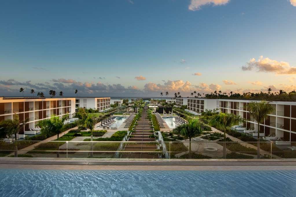 Live Aqua Beach Resort ปุนตากานา ภายนอก รูปภาพ